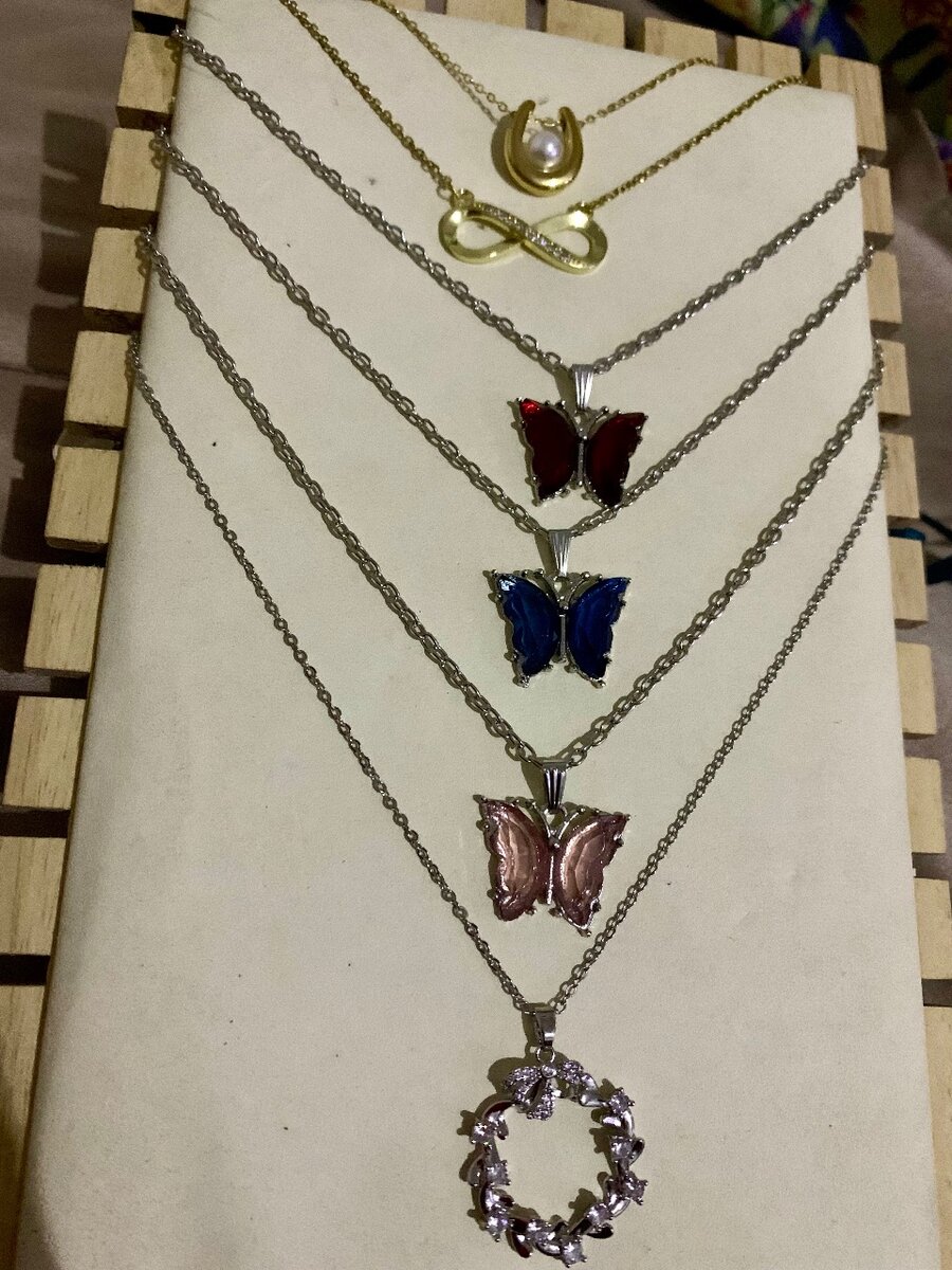Ladies necklaces