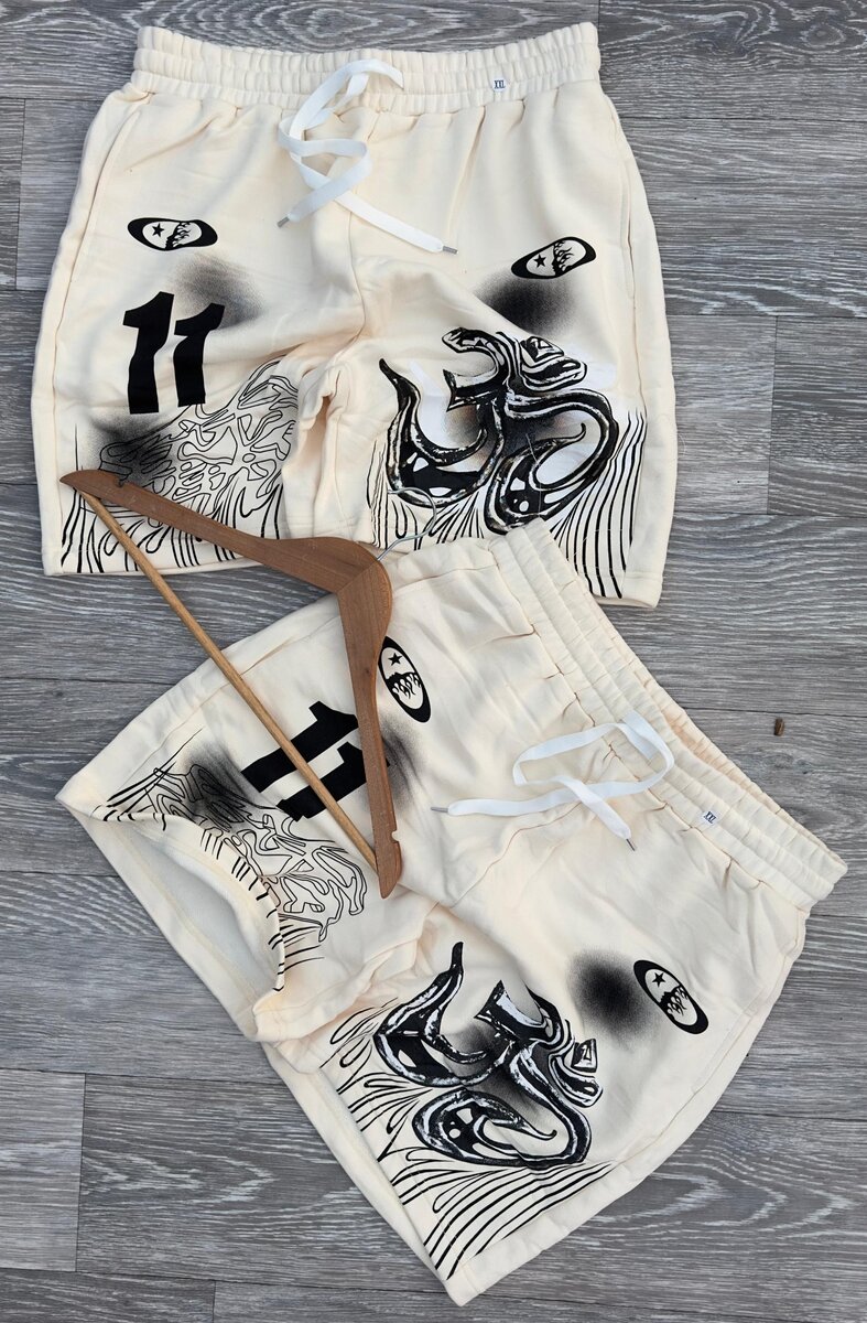 Shorts graffiti style