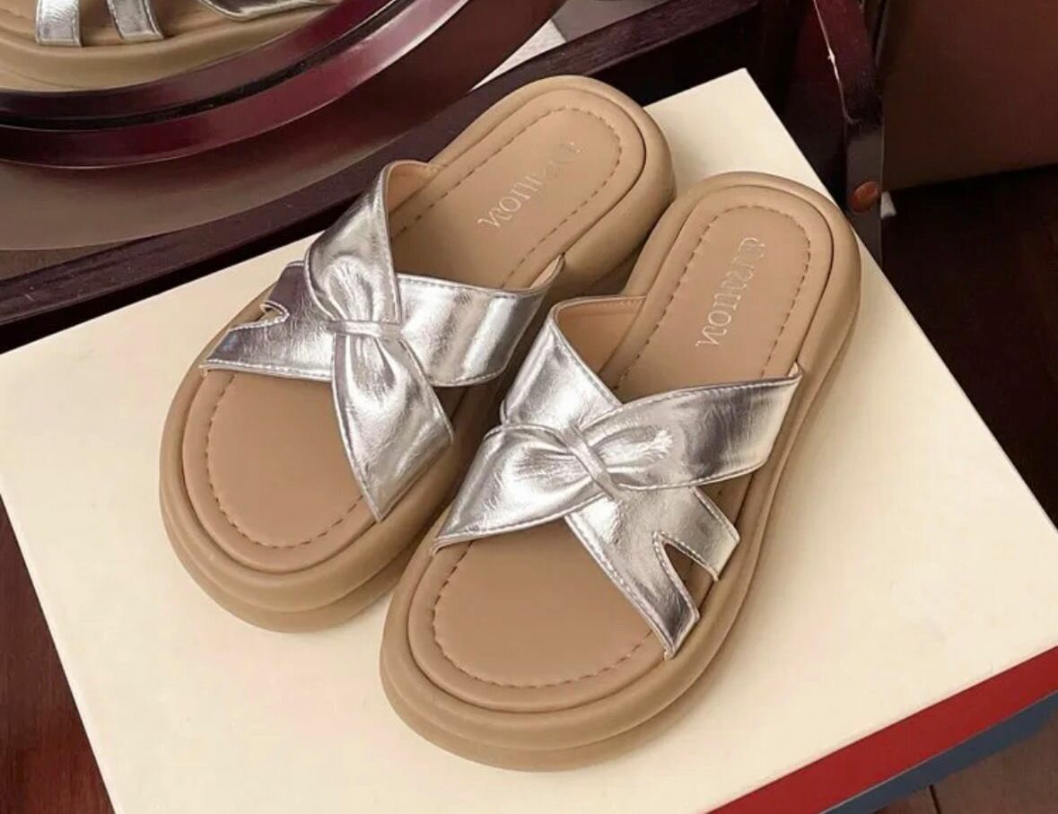 Sandales élégantes à nœud