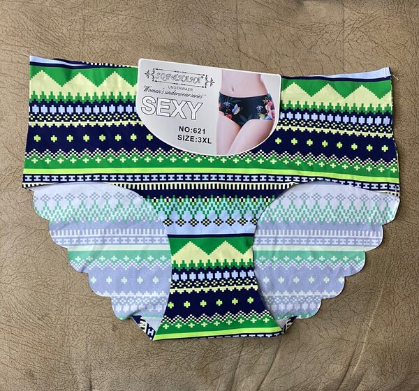 Seamless pants for women