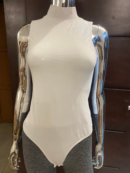 Body sans manches élégant