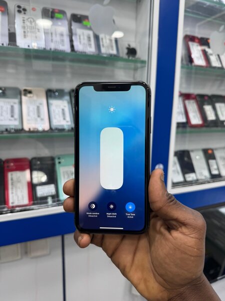 iPhone 11 Noir