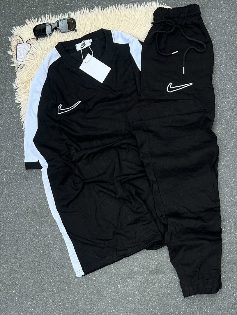 Ensemble de survêtement élégant