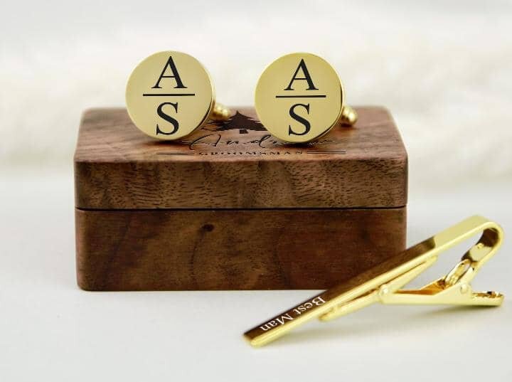 Pince à cravate personnalisée