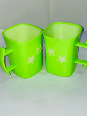 pack of 2 unbreakable cups for kids and youngsters with beautiful and unique star style for tea / for juice / for coffee (2 in 1)