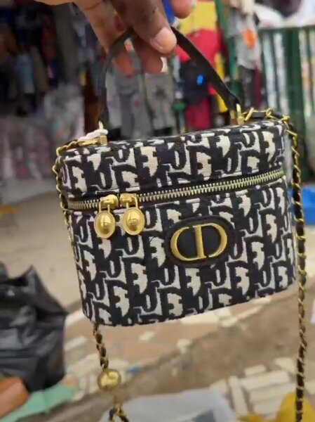 Sac à main motif tendance