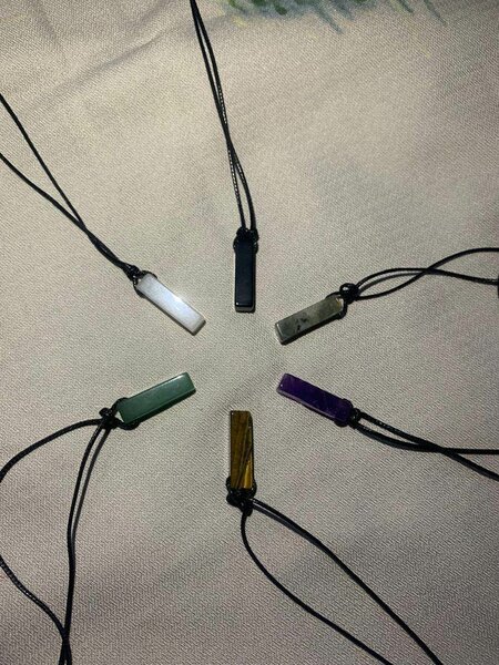 Colliers Pendentifs en Pierres Naturelles