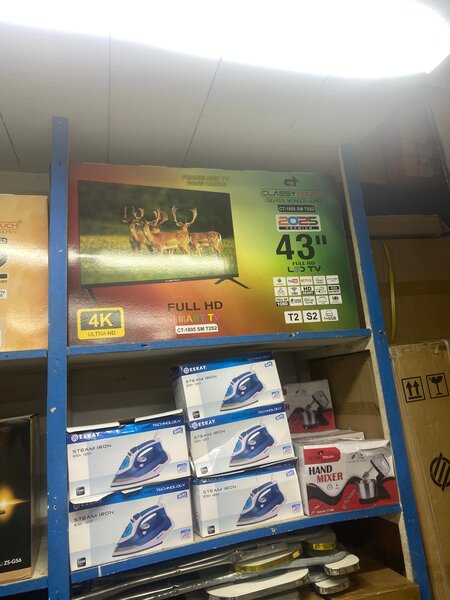 TV Smart 43 pouces 4K UHD