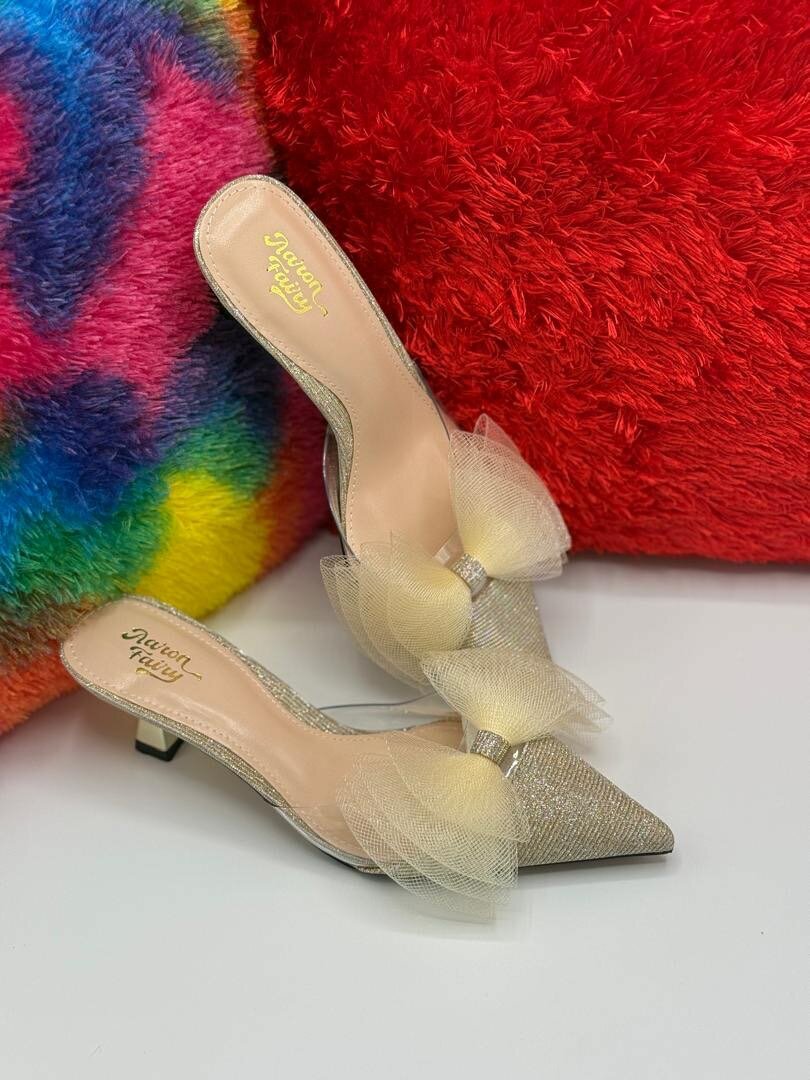 Quality stock slippers