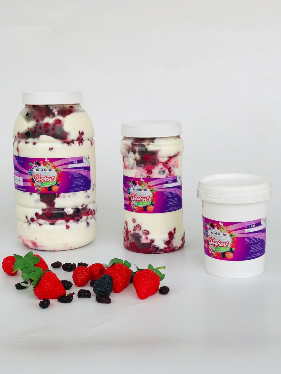 Fafasbreakfast mixed berries  Greek yoghurt
