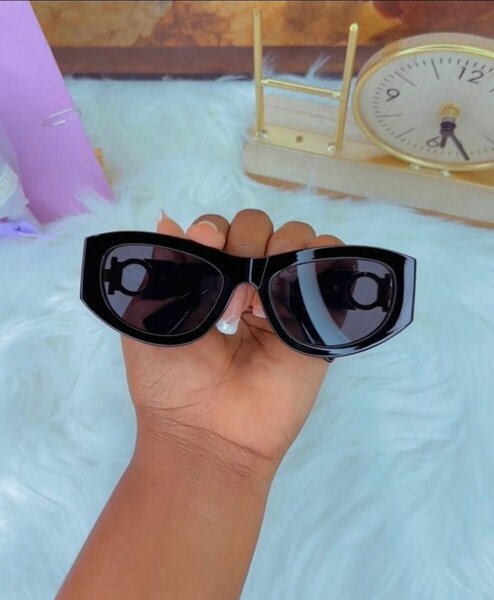 Lunettes de soleil chic femme