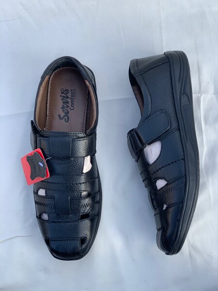 Service shoes
