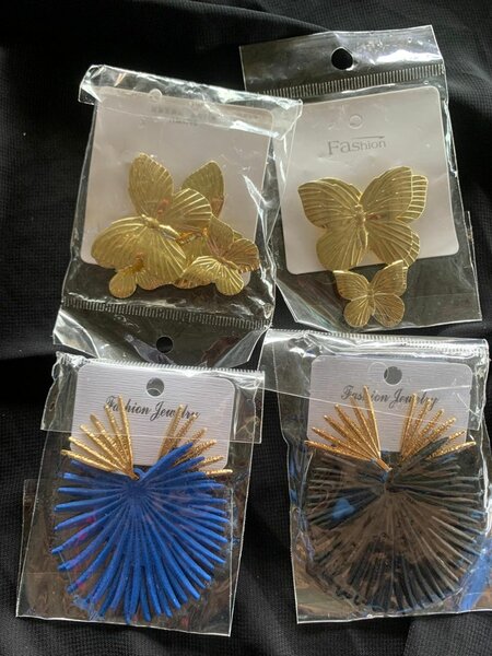 Boucles d'oreilles fantaisie colorées