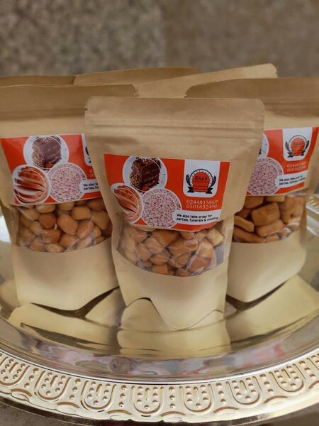 Fried chips and baked chips