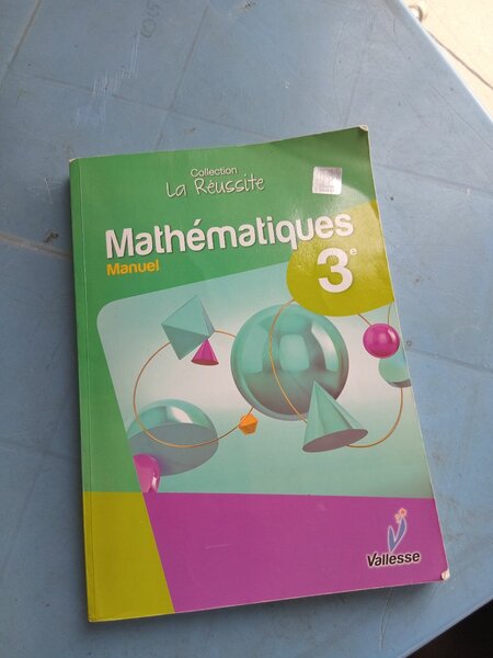Manuel de Mathématiques 3e