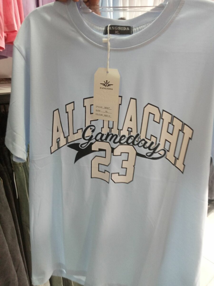 T. Shirts blue, pink and black