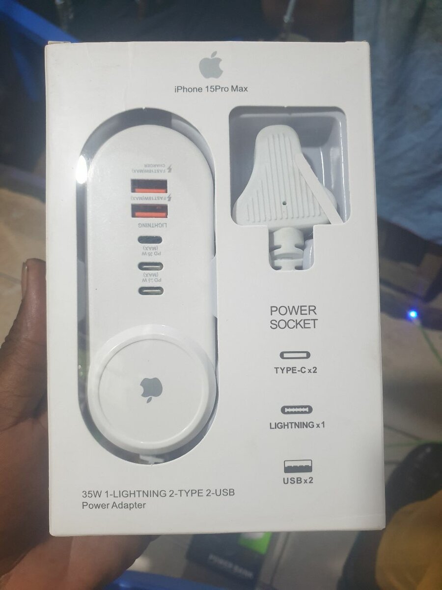 Araimo power bank 40000 ultra capacity
