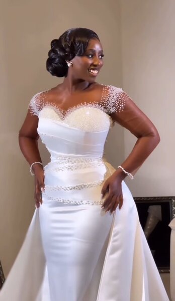 Robes de Mariée Élégantes