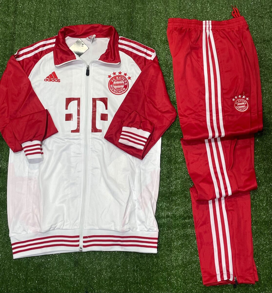 Sur vêtements sportifs 