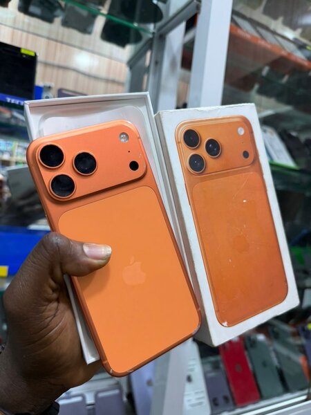 iPhone 17 pro Max 256 giga bat