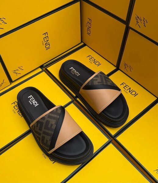 Sandales Fendi Homme Élégantes