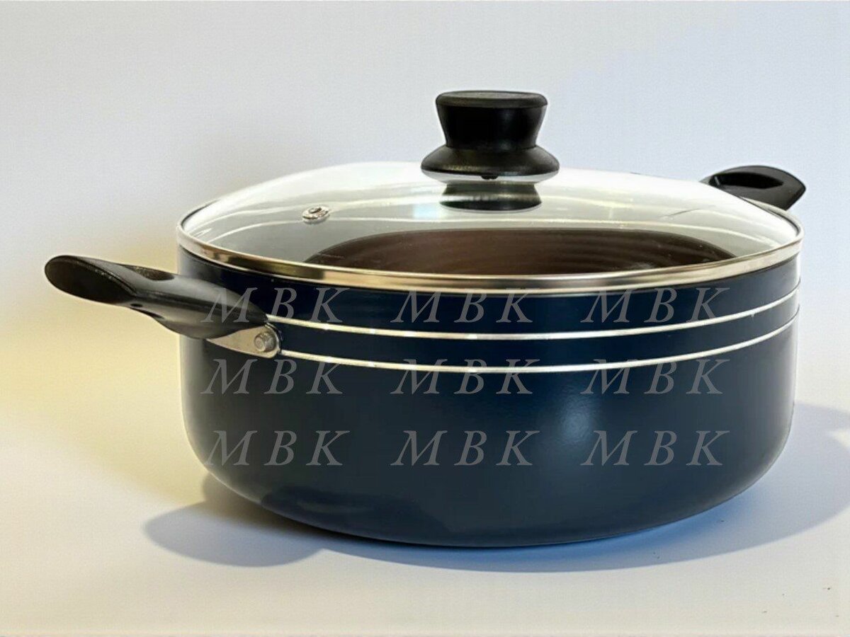 Cocotte avec couvercle en verre