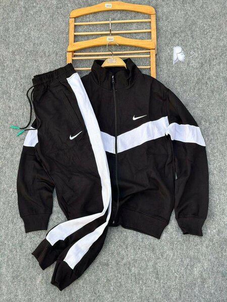 Survêtement sportif Nike homme