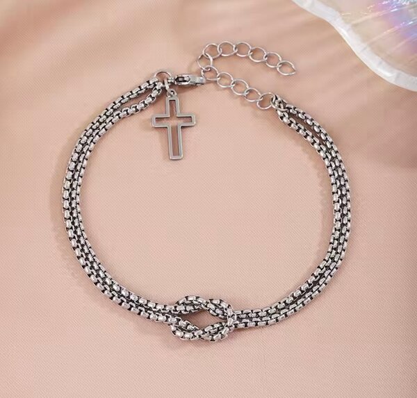 Bracelet croix en acier inoxydable
