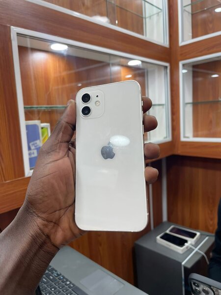 iPhone 11 Blanc Débloqué