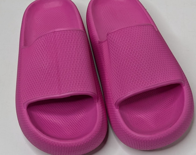 Cloud cushion slides