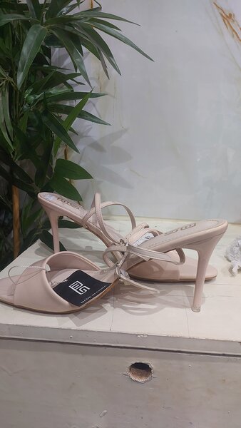 Sandales à talons élégantes