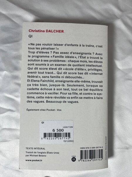 QI de Christina Dalcher