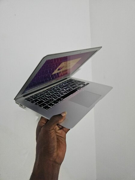 Apple Macbook Air 2015