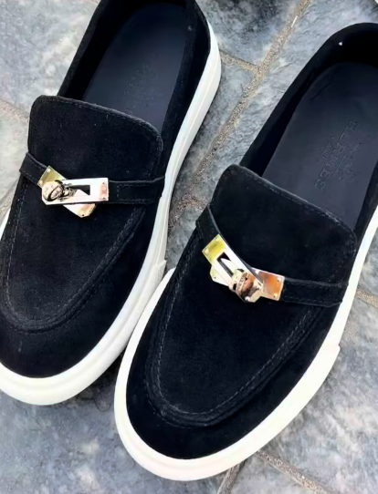 Удобная подошова и мягкая стелка делают лоферы идеальными для повседневного использование 🫶🏻