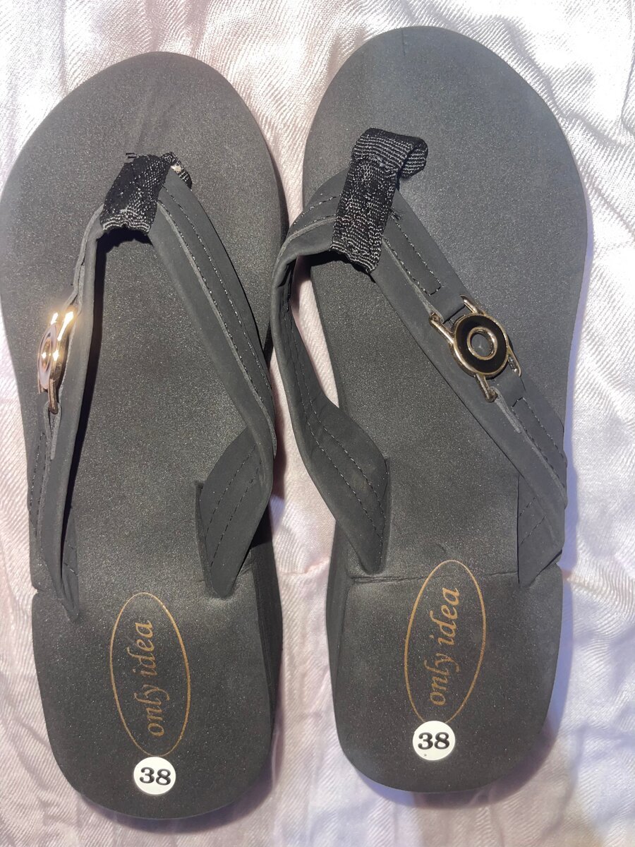 Sandales élégantes noires femme