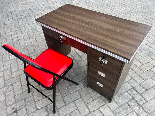 Study table and chair