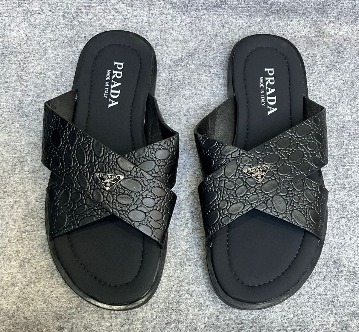 Sandales en cuir Prada