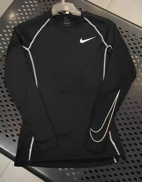 T-shirt sportive Nike
