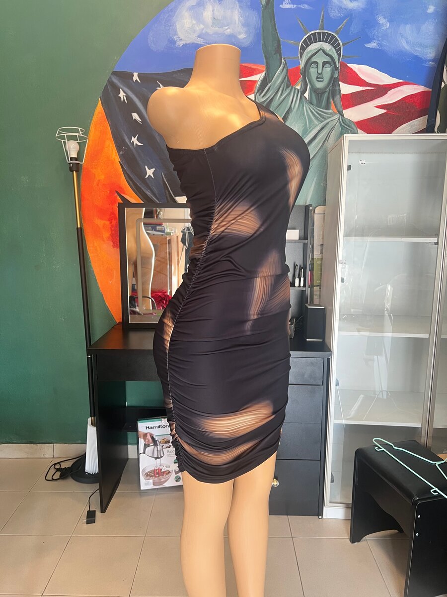 Robe asymétrique sexy