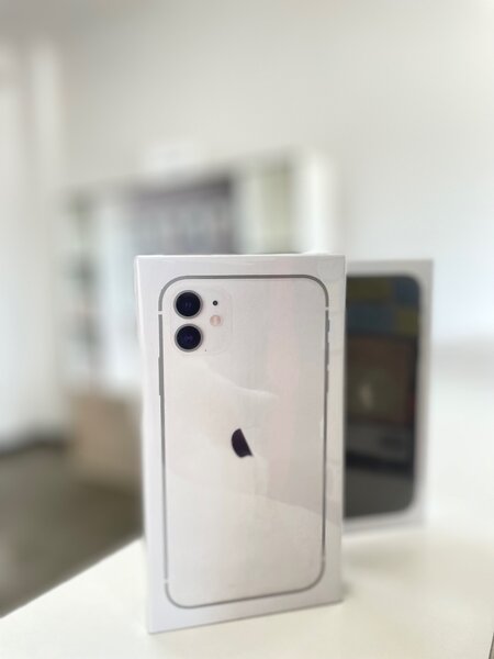 Brand New iPhone 11 64GB