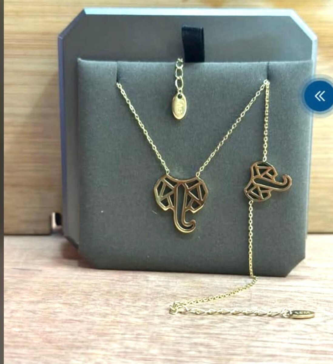 Colliers tendance dorés