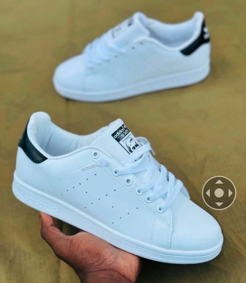 Sneakers blancs classiques