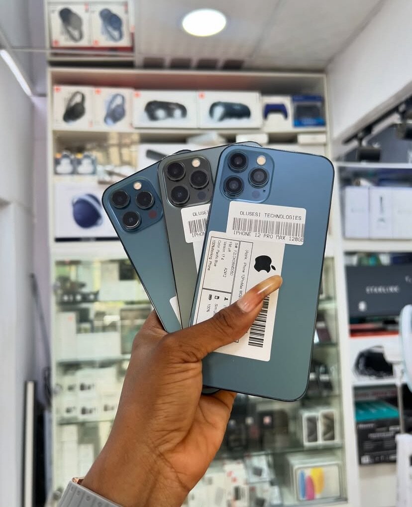 IPhone 12 Pro Max UK use