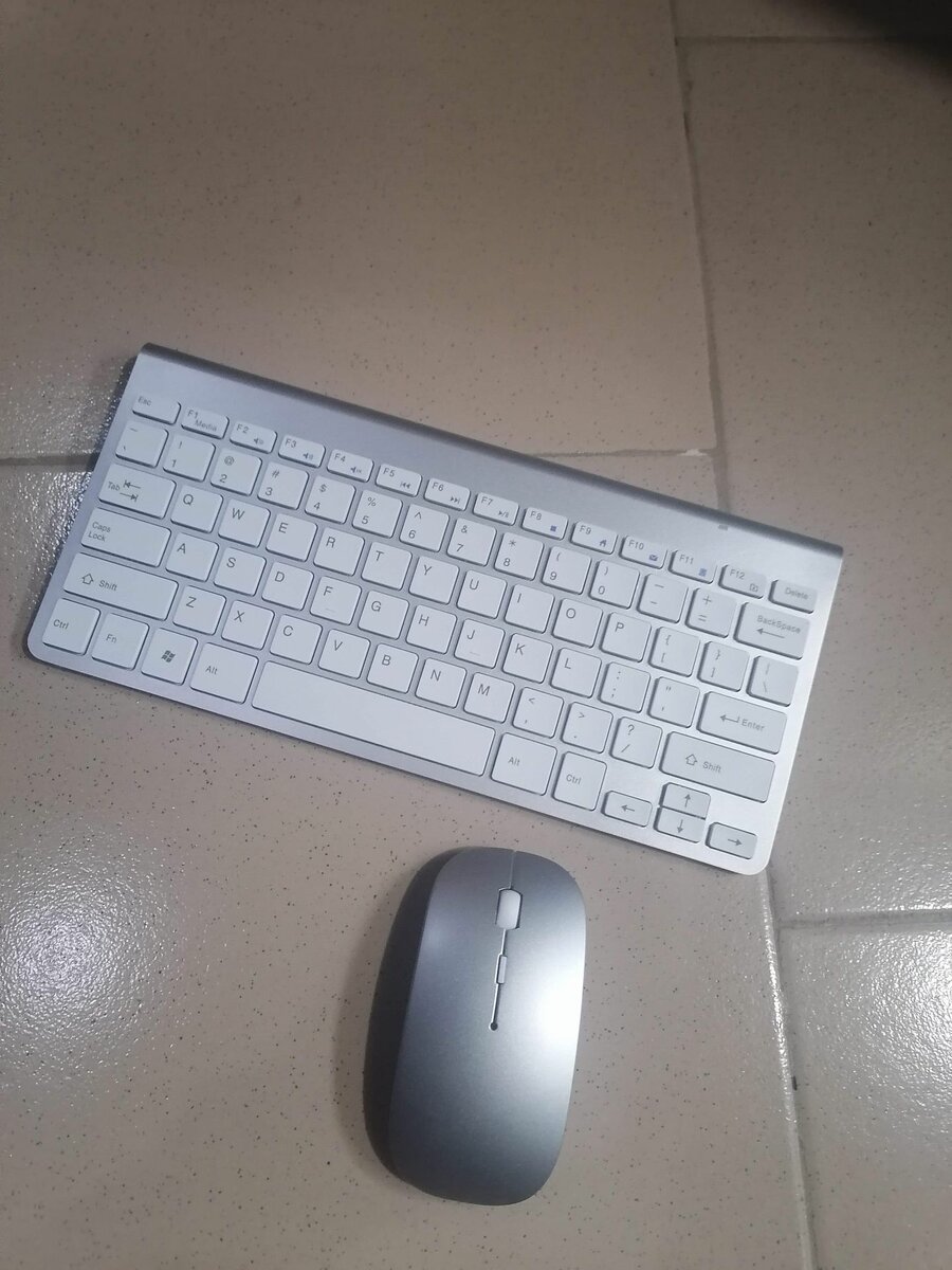 Ultra Thin Wireless keyboard with mouse combo