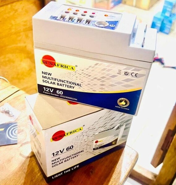 Batterie Solaire 12V 60W -USB