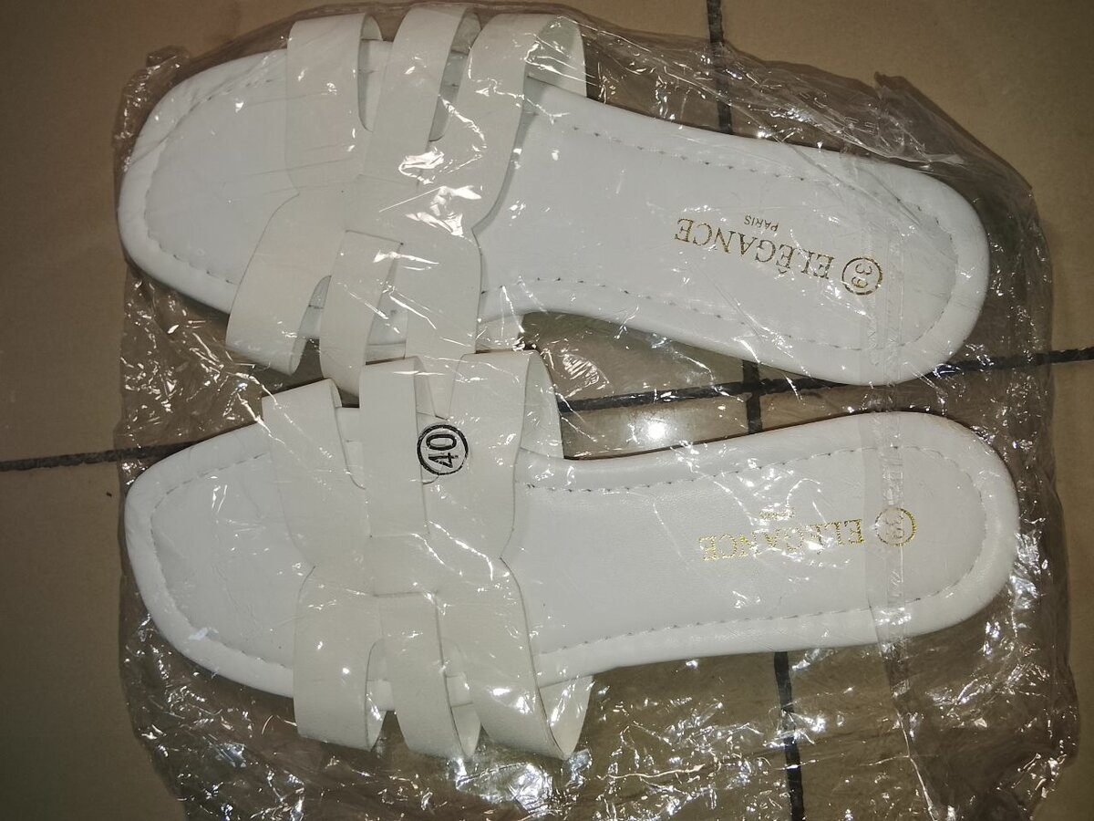 Claquettes Élégantes Femme