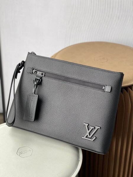 Pochette en cuir