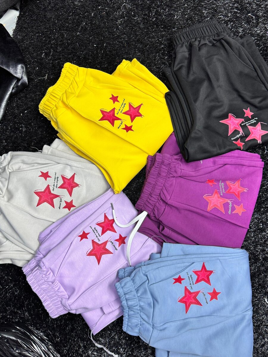 Floral Embroidered Sweatpants