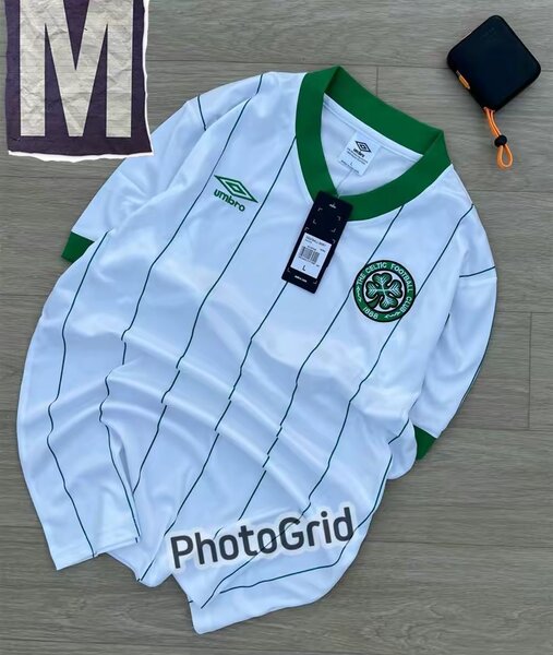 Maillot de football rétro blanc