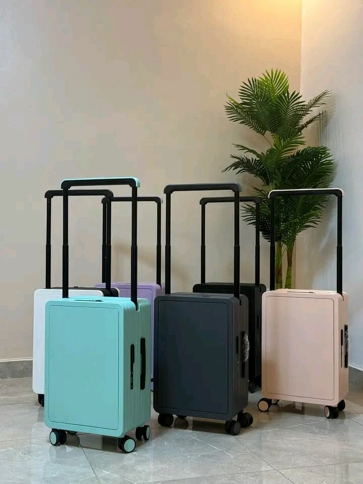 Valises à roulettes colorées